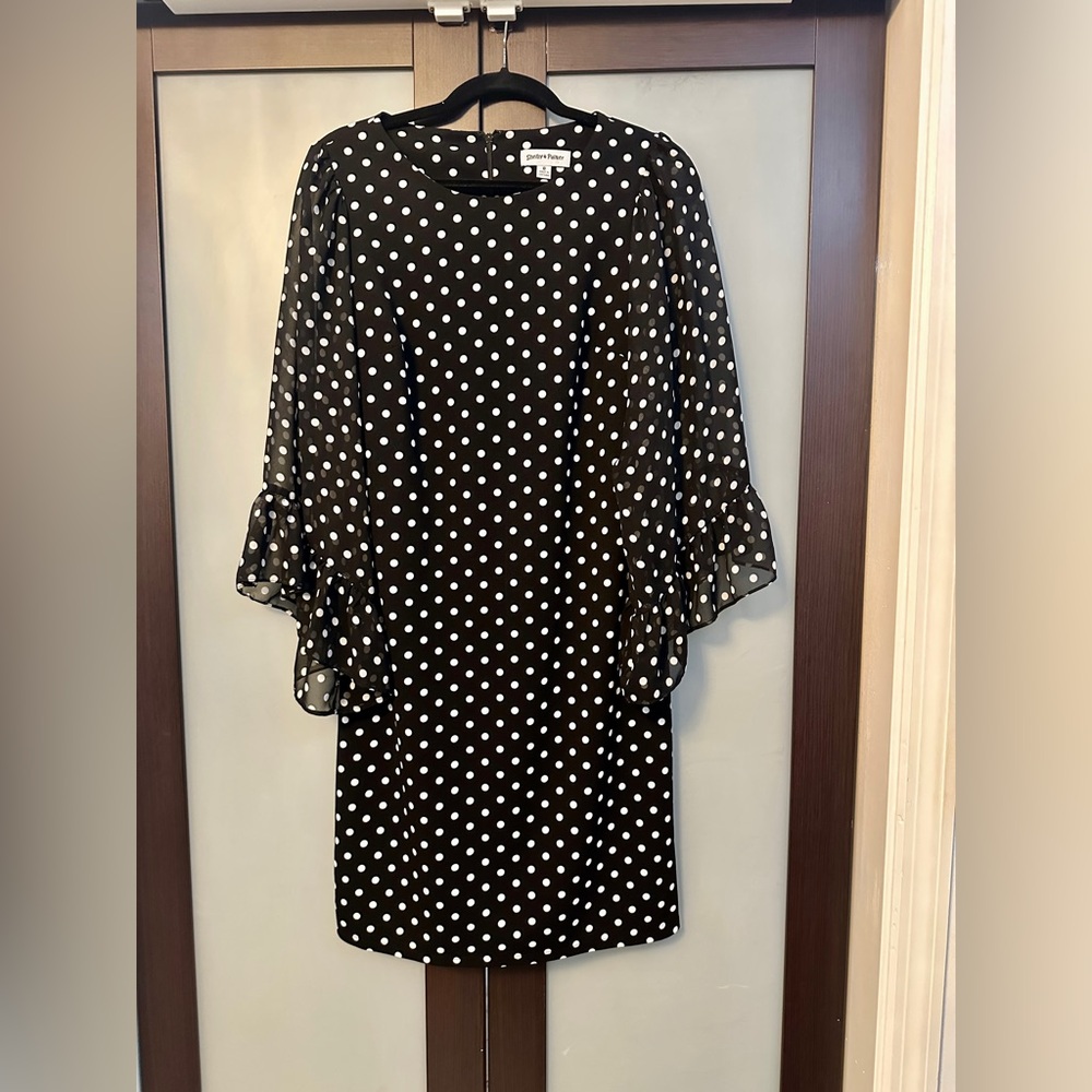 ‼️New Year’s Clearance‼️ Black Polka Dot Dress Size 8
